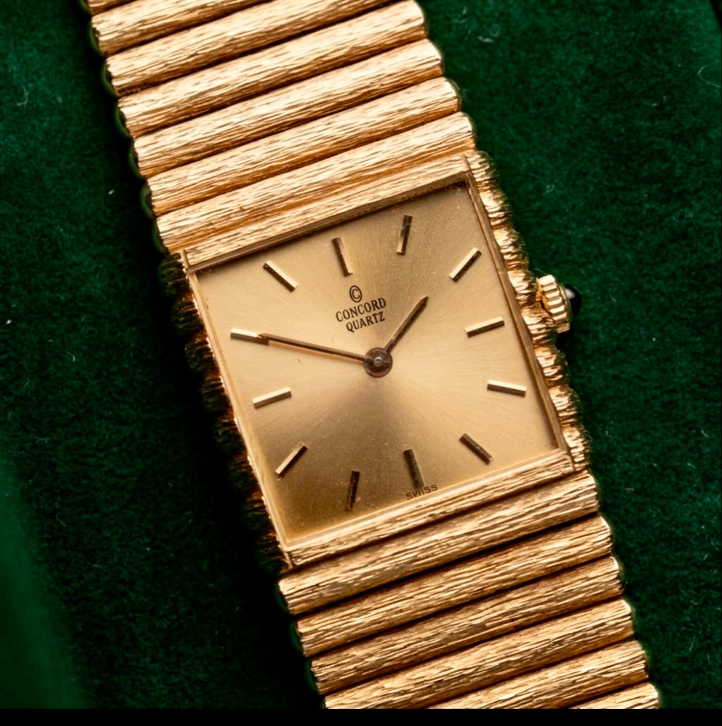 Concord ref 2098560 14K Gold “Bark”