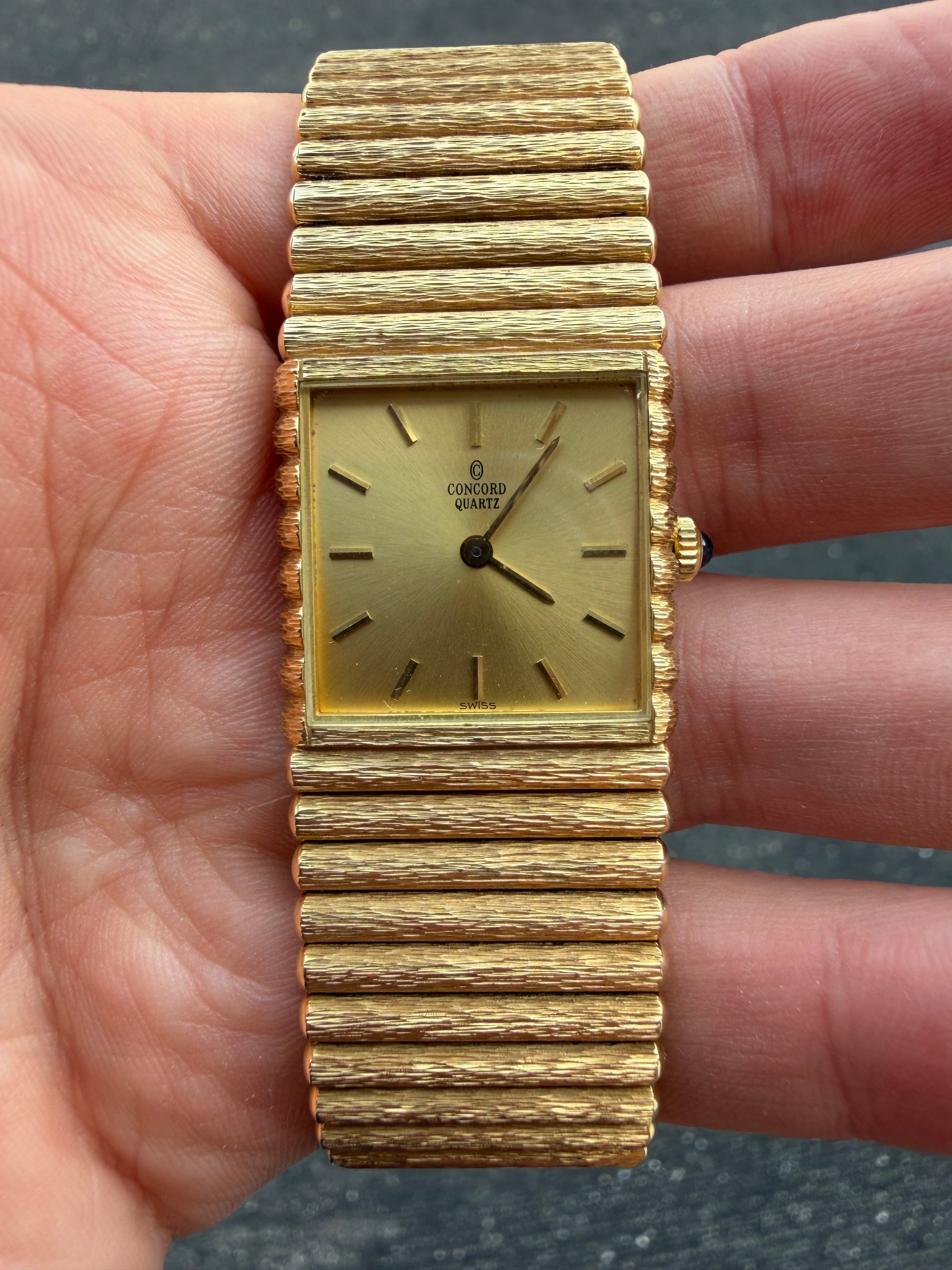 Concord ref 2098560 14K Gold “Bark”