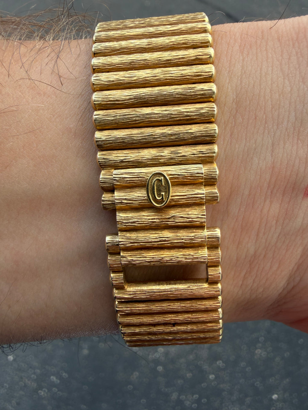 Concord ref 2098560 14K Gold “Bark”